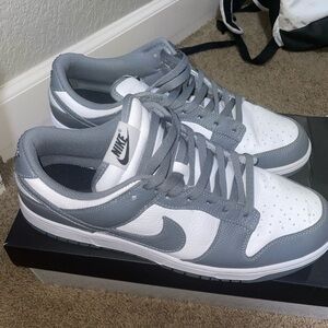 Nike Gray and White Men's Sneakers